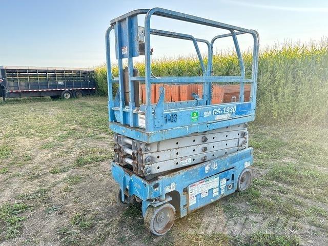 Genie GS1930 Scheren-Arbeitsbühnen