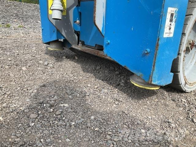 Genie GS3232 Scheren-Arbeitsbühnen