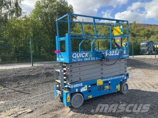Genie GS3232 Scheren-Arbeitsbühnen