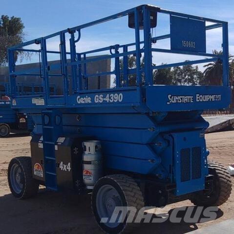 Genie GS4390RT Scheren-Arbeitsbühnen