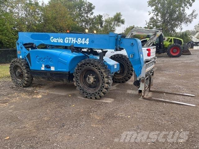Genie GTH-844 Teleskoplader