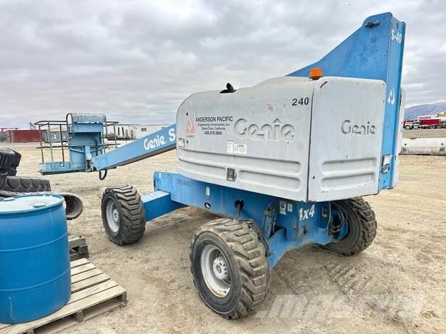 Genie S-40 Sonstige Baumaschinen
