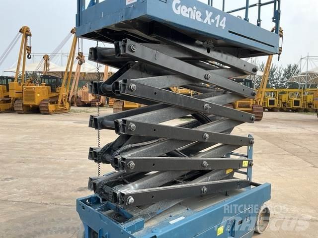 Genie X14 Scheren-Arbeitsbühnen