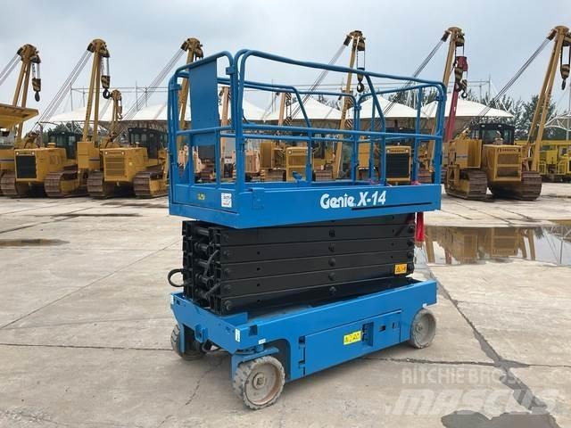 Genie X14 Scheren-Arbeitsbühnen
