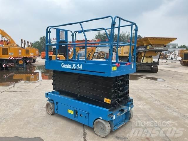 Genie X14 Scheren-Arbeitsbühnen