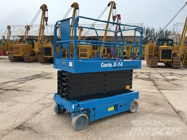 Genie X14 Scheren-Arbeitsbühnen