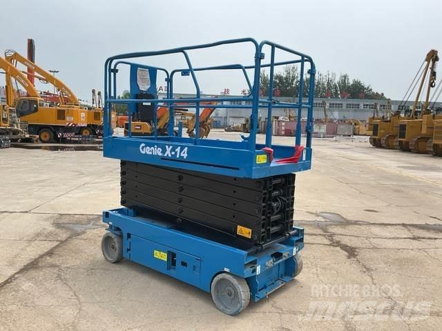 Genie X14 Scheren-Arbeitsbühnen