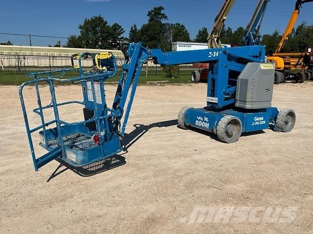 Genie Z-34/22N Gelenkteleskoparbeitsbühnen