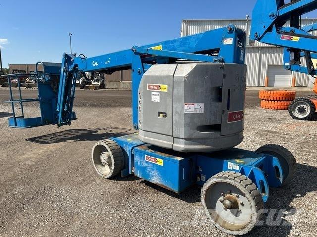 Genie Z-34/22N Gelenkteleskoparbeitsbühnen