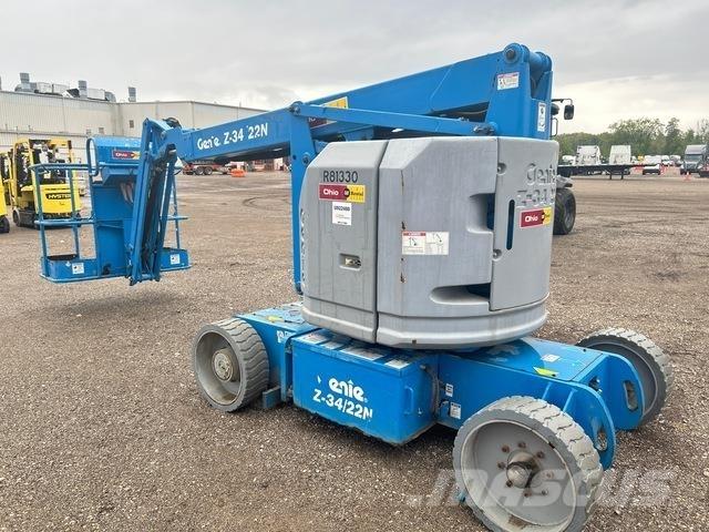 Genie Z34/22N Gelenkteleskoparbeitsbühnen