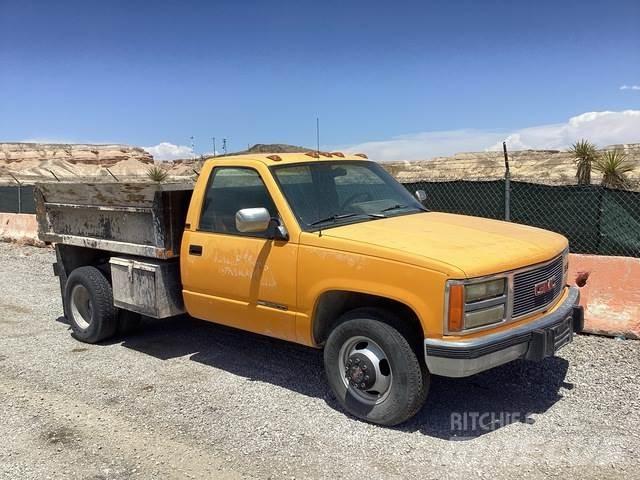 GMC C3500 Kipper