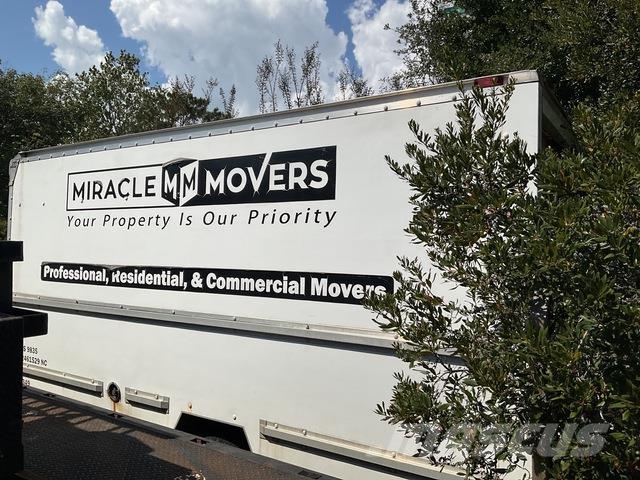 GMC Savana Kofferaufbau