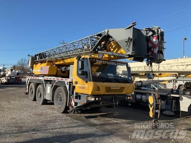 Grove GMK3055 All-Terrain-Krane
