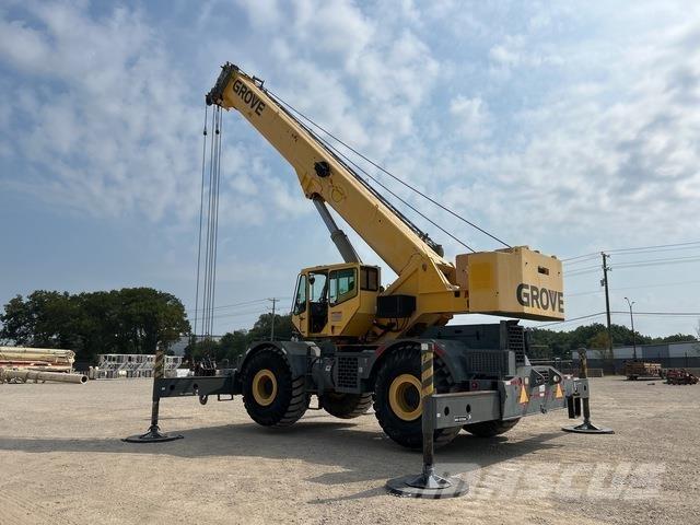 Grove RT700E Autokrane