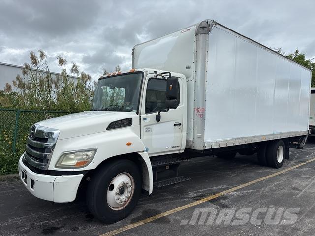 Hino 238 Kofferaufbau