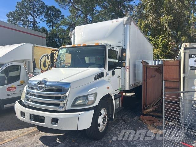 Hino 238 Kofferaufbau