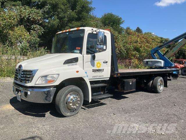 Hino 268 Bergungsfahrzeuge