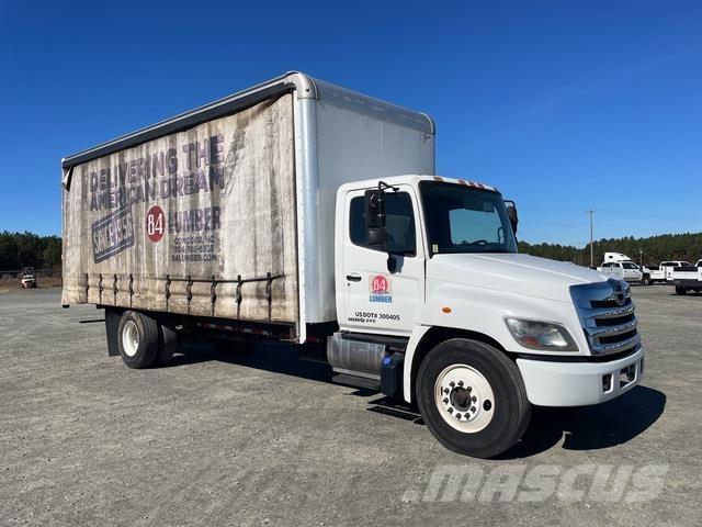 Hino 268 Pritsche & Plane