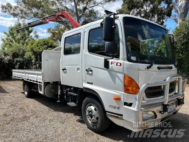 Hino FD1124 Sonstige Baumaschinen