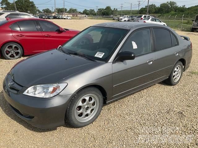 Honda Civic PKWs