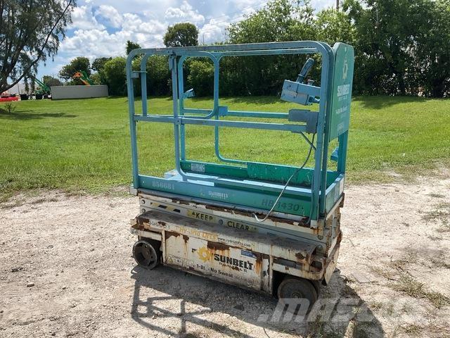 Hy-Brid HB1430 Scheren-Arbeitsbühnen