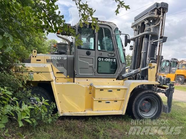 Hyundai 130D-9 Sonstige Baumaschinen