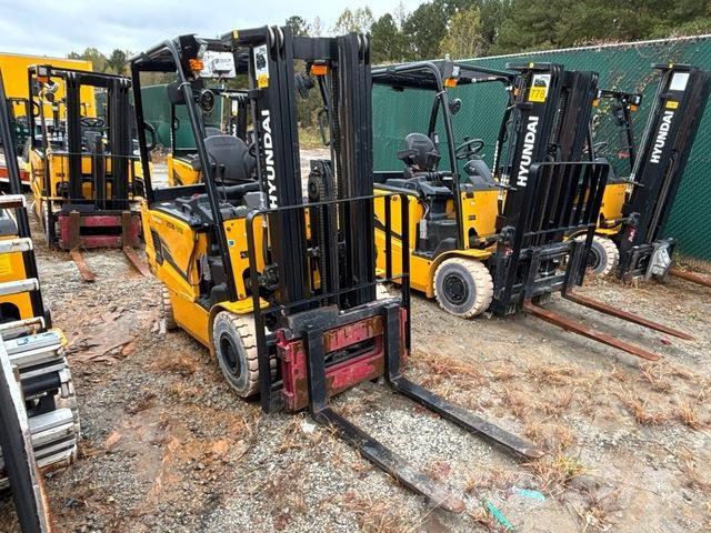 Hyundai 25B-9U Elektrostapler