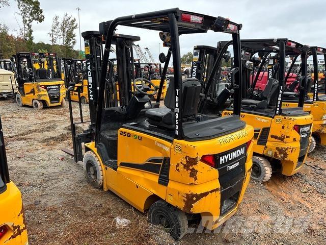 Hyundai 25B-9U Elektrostapler