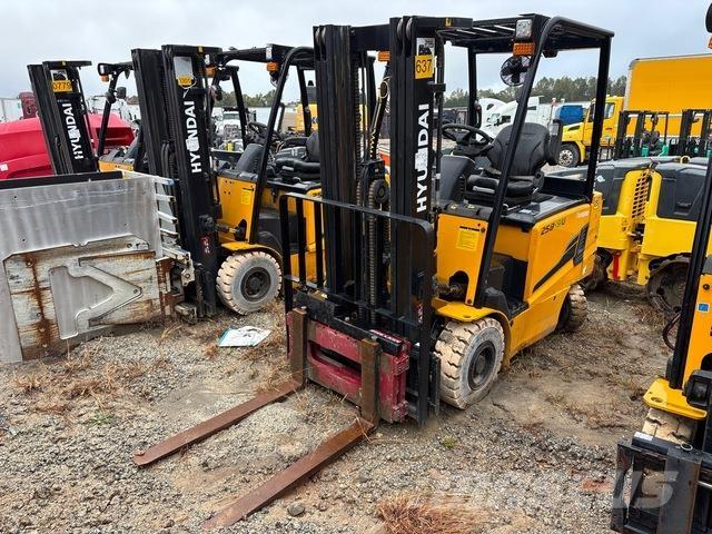 Hyundai 25B-9U Elektrostapler