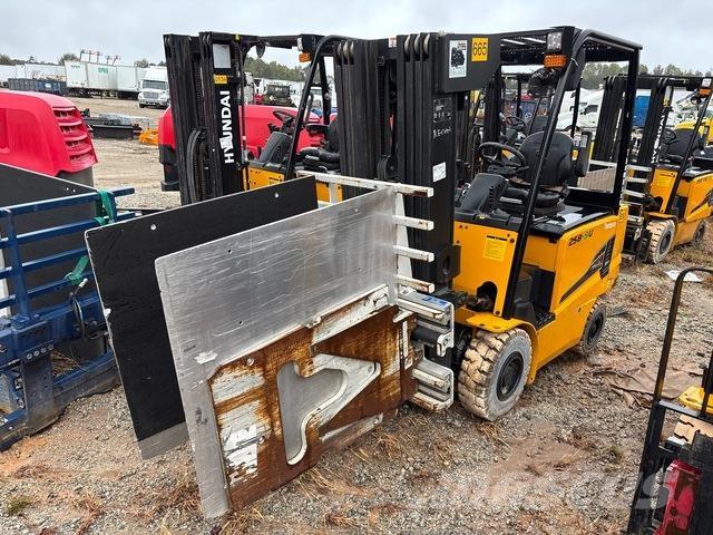 Hyundai 25B-9U Elektrostapler