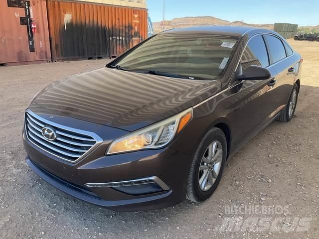 Hyundai Sonata PKWs
