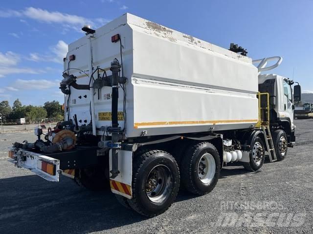 Isuzu FVH2000 Wassertanker