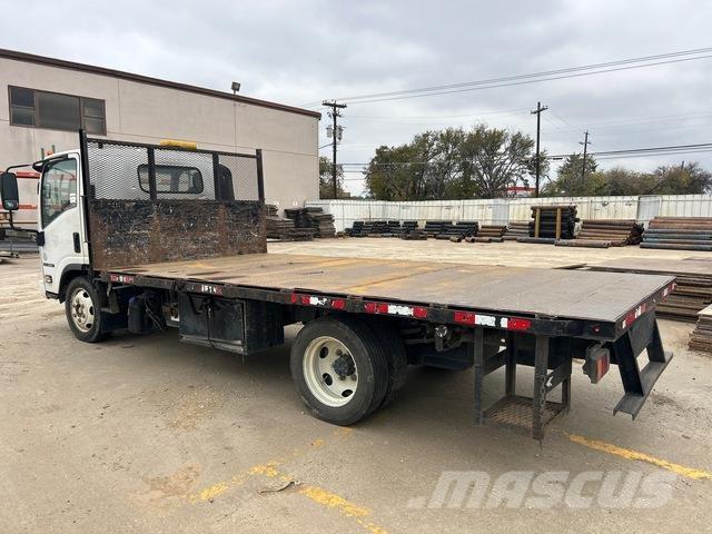 Isuzu NRR Pritschenwagen/Pritschenwagen mit Seitenklappe