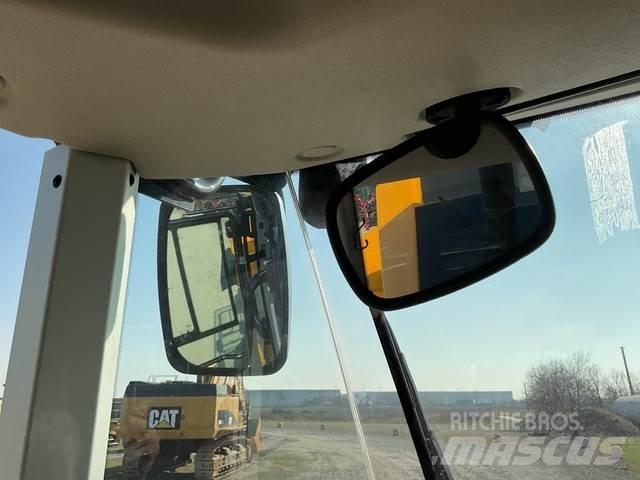 JCB 411 S5 HT Radlader