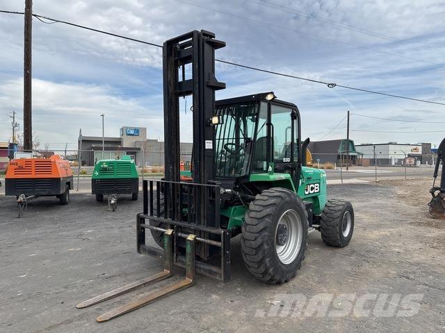 JCB 930 Geländestapler