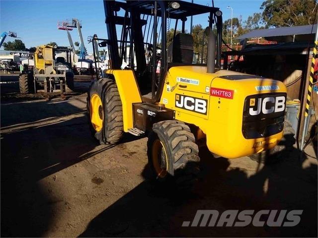 JCB 930-4 Geländestapler