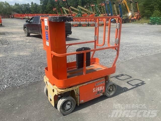 JLG 1230ES Personenaufzüge