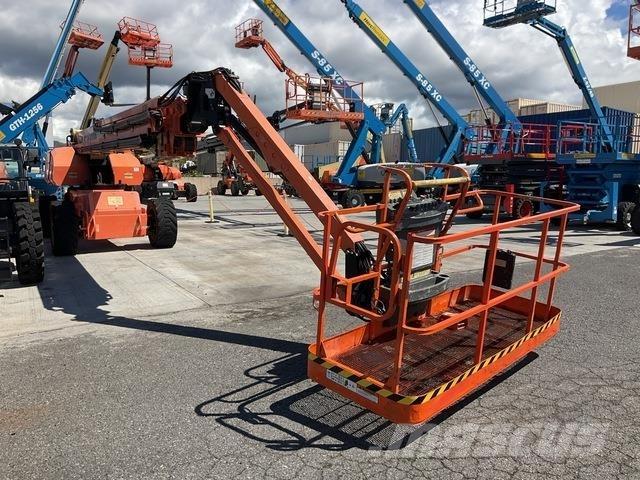 JLG 1350SJP Teleskopbühnen
