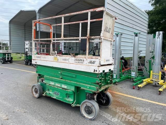 JLG 2032ES Scheren-Arbeitsbühnen