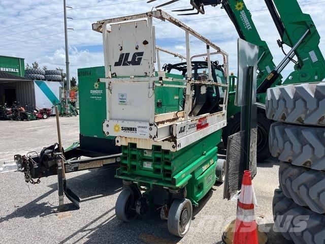 JLG 2032ES Scheren-Arbeitsbühnen