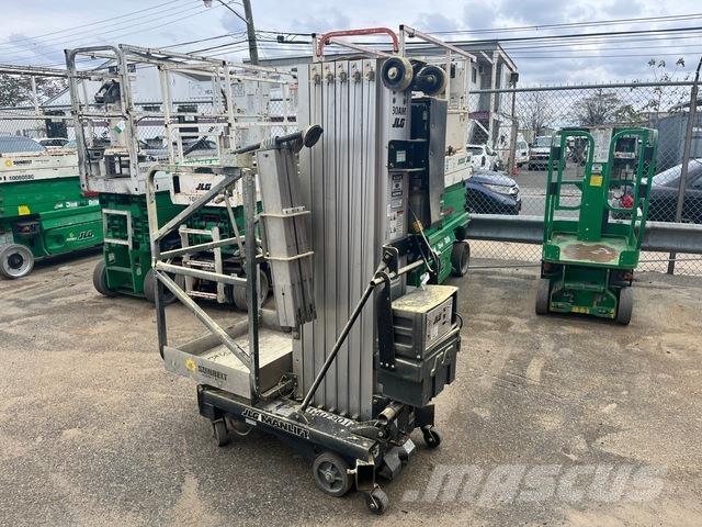 JLG 30AM Personenaufzüge