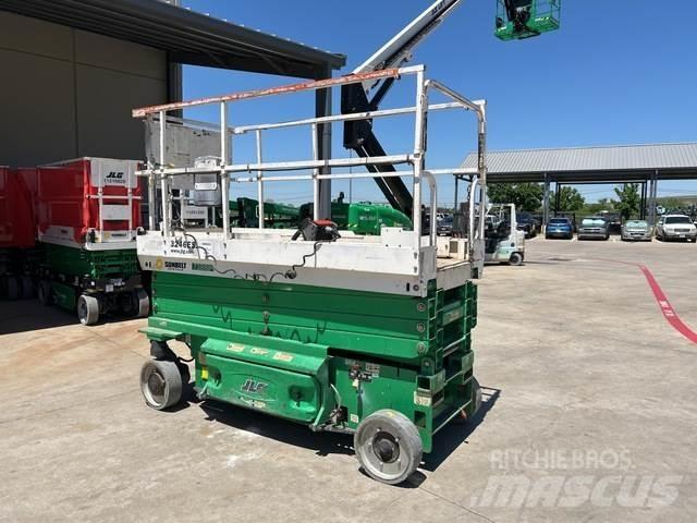 JLG 3246ES Scheren-Arbeitsbühnen