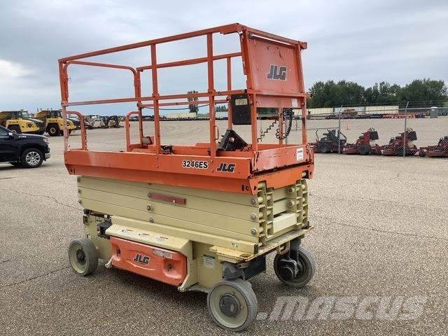 JLG 3246ES Scheren-Arbeitsbühnen
