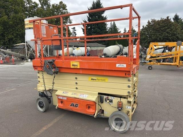 JLG 3246ES Scheren-Arbeitsbühnen