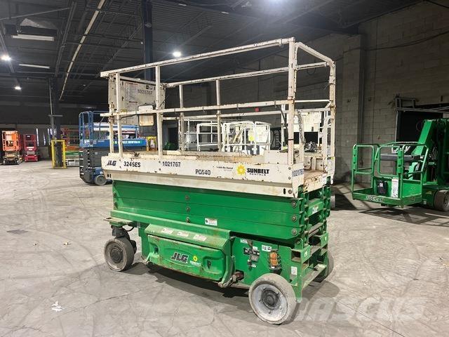 JLG 3246ES Scheren-Arbeitsbühnen