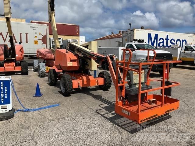 JLG 340AJ Gelenkteleskoparbeitsbühnen