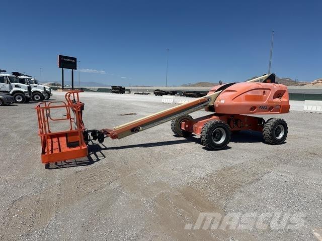JLG 400S Teleskopbühnen