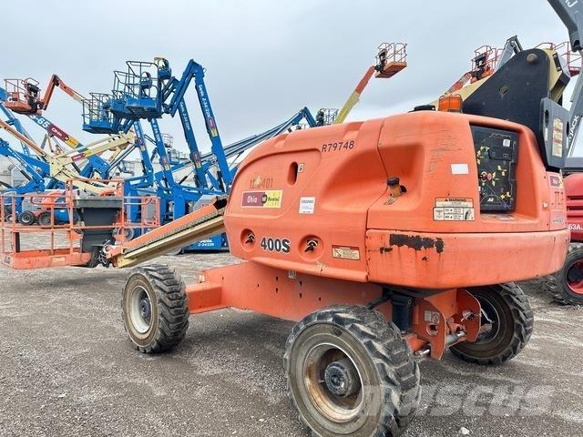JLG 400S Teleskopbühnen