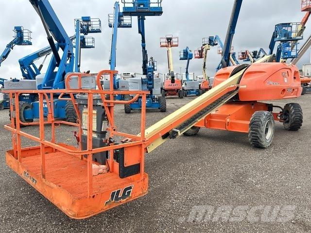 JLG 400S Teleskopbühnen