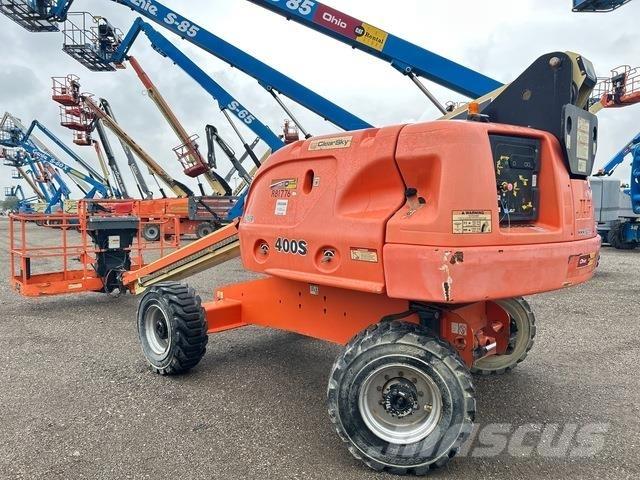 JLG 400S Teleskopbühnen